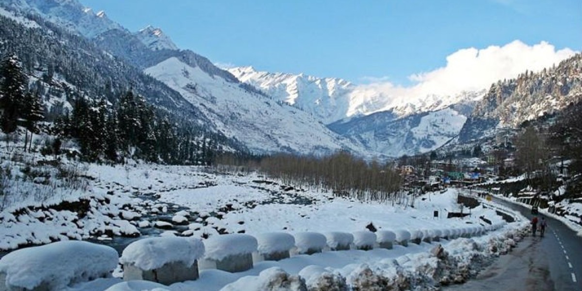 Amritsar to Manali Cab